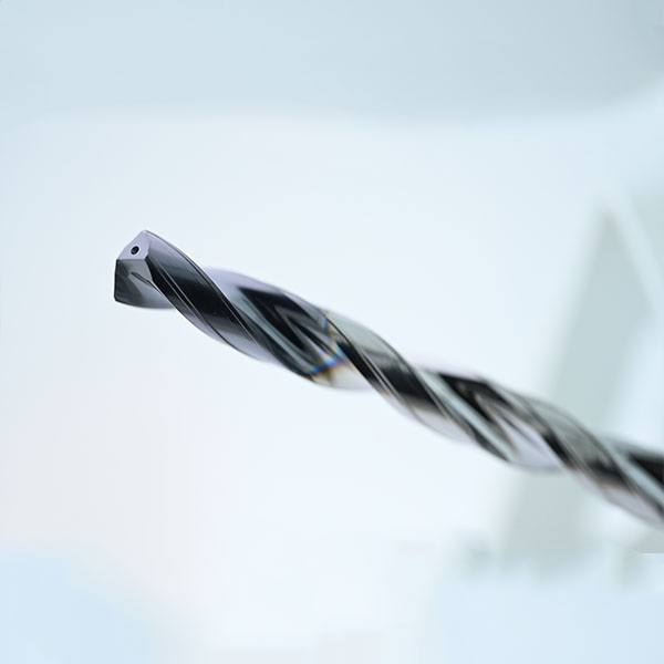 Высокопроизводительные сверла с внутренним охлаждением для масляных отверстий – DX150X