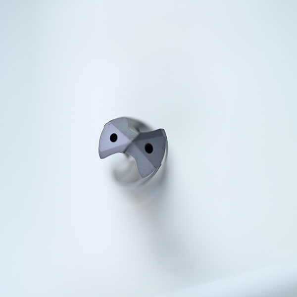 Высокопроизводительные сверла с внутренним охлаждением для масляных отверстий – DX150X