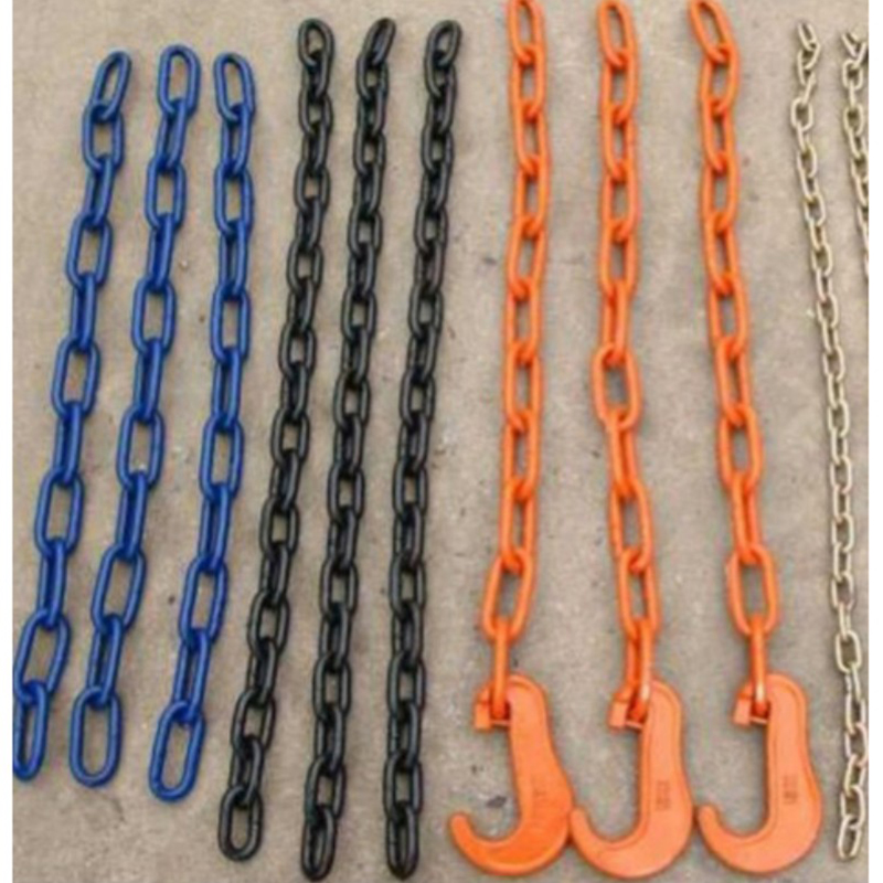 Цепи стяжные G80 с порошковым покрытием, применяются для крепления грузов на портовых терминалах
