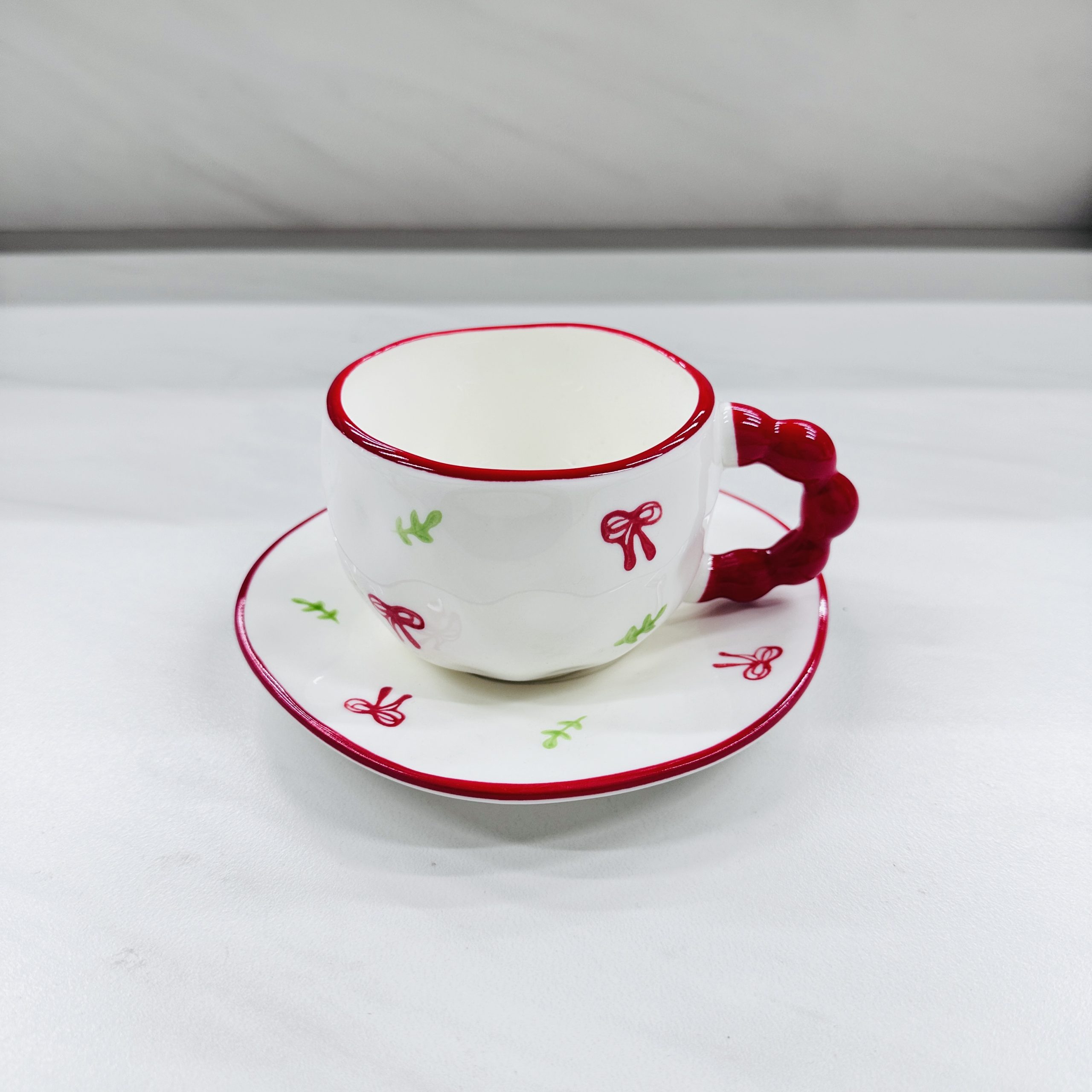 Набор из керамической чашки и блюдца ручной работы, свежий и элегантный стиль, керамическая кофейная чашка.