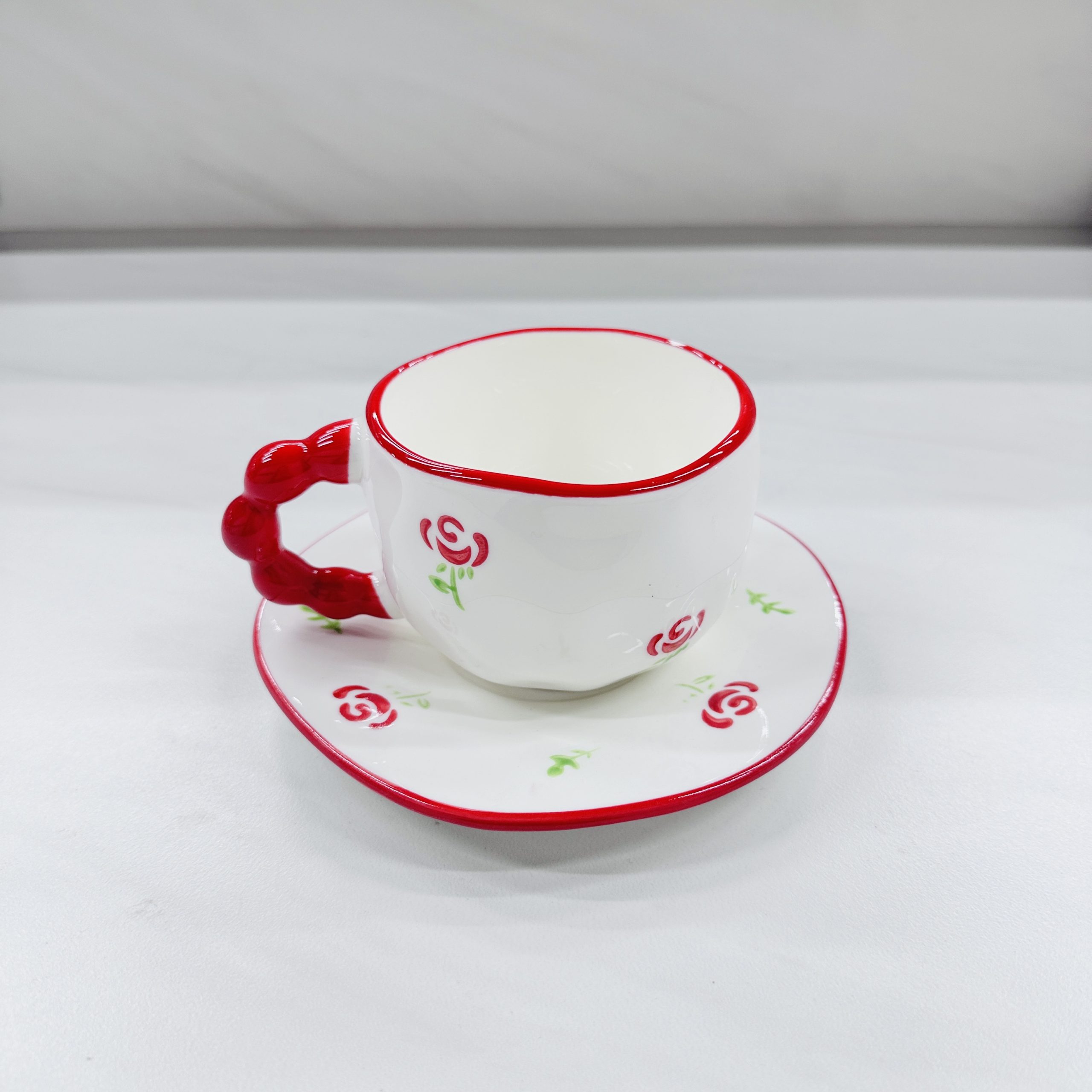 Набор из керамической чашки и блюдца ручной работы, свежий и элегантный стиль, керамическая кофейная чашка.