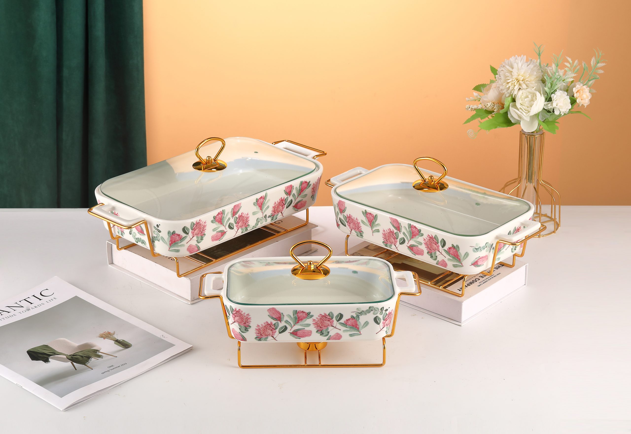 Керамическая форма для выпечки в винтажном стиле с набивным рисунком и чугунным нагревательным элементом (семейный набор из трех предметов)