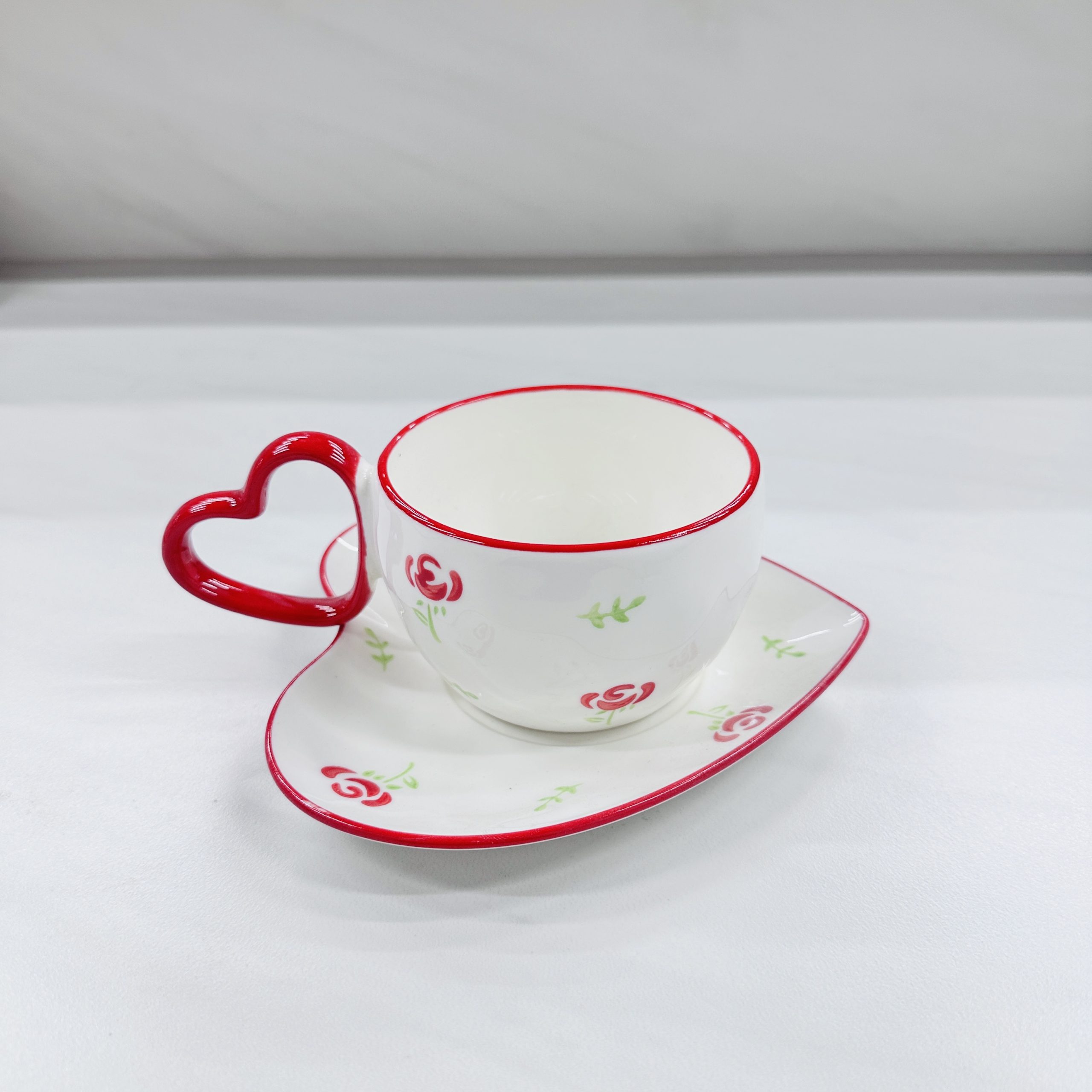 Набор из керамической чашки и блюдца ручной работы, свежий и элегантный стиль, керамическая кофейная чашка.