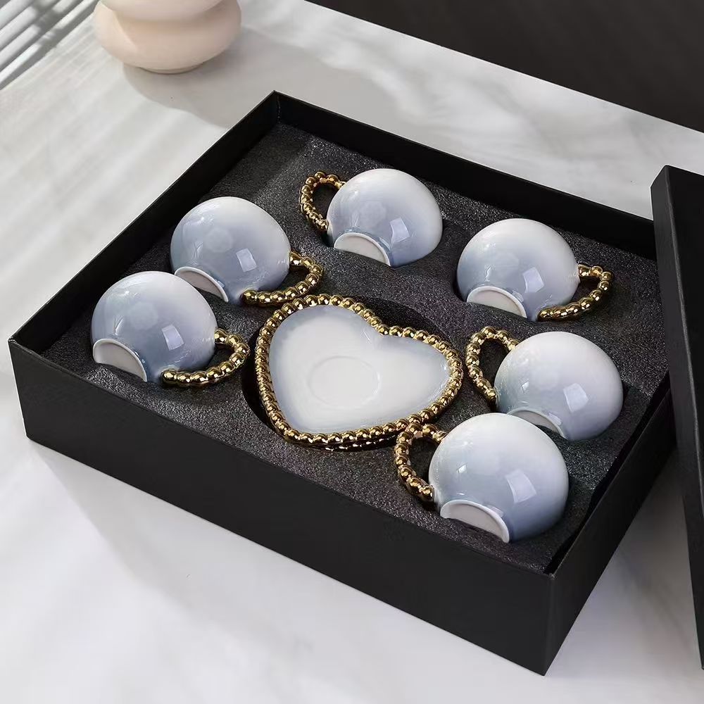 Градиентный набор кофейных кружек с блюдцем, изысканный набор, идеально подходит для подарка.