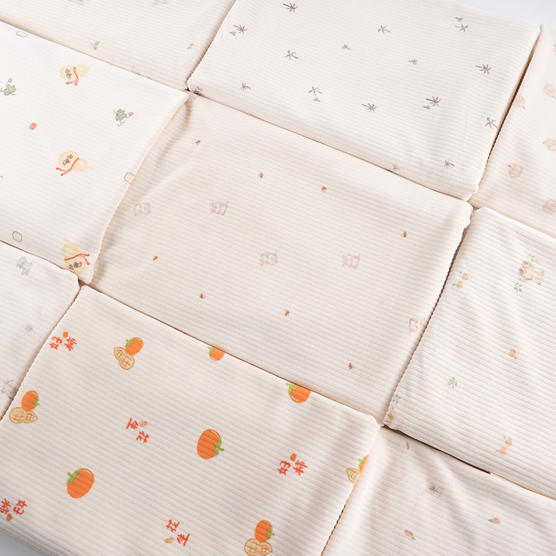 SR8141 Эластичная полосатая бархатная ткань с трикотажным плетением из полиэстера и спандекса, ткань для домашней одежды/пижамы с мультяшным принтом (осенне-зимний вариант)