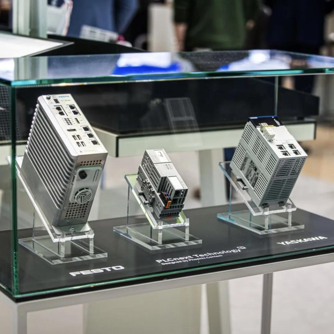 Phoenix Contact PLCnext Technology