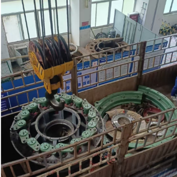 Компания «Чичэн» завершила ремонт ключевых узлов гидротурбины и передала их заказчику; на электростанции начался пробный пуск