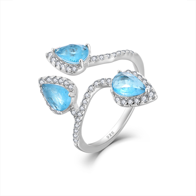 Кольцо с голубым цирконием для модных нарядов