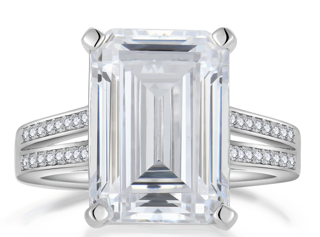 Каковы преимущества и недостатки бриллиантов огранки «изумруд»?