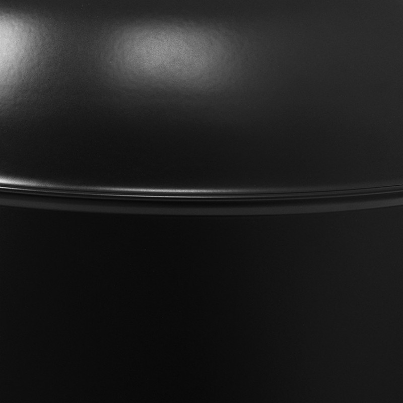 Круглый мусорный бак объемом 50 л с верхней крышкой в форме воронки