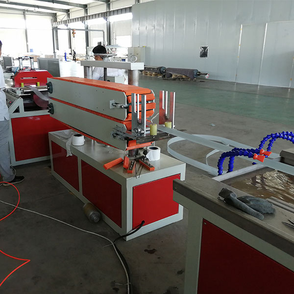 Китай станки листов из полипропилена Производитель завод Производитель - Qingdao Xinrui Plastic Machinery Co.,Ltd. - станки листов из- Линия террасная доска ДПК