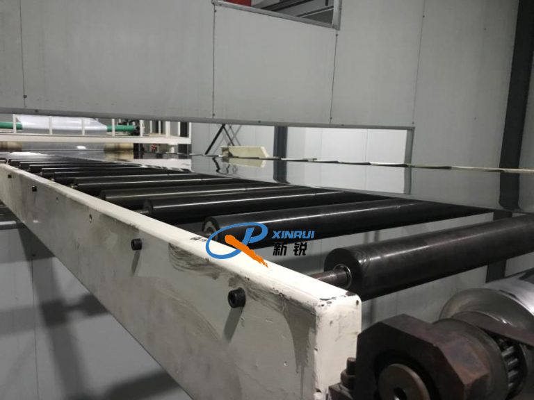 Китай Оборудование для изготовления листов из PC PMMA GPPS ABS Производитель - Qingdao Xinrui Plastic Machinery Co.,Ltd. - станки листов из- Линия террасная доска ДПК