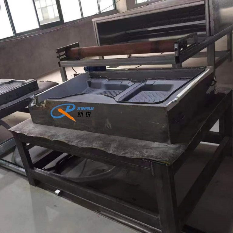 Китай Ручное вакуумное формовочное оборудование используется для напольных ковриков автомобилей Производитель - Qingdao Xinrui Plastic Machinery Co.,Ltd. - станки листов из- Линия террасная доска ДПК