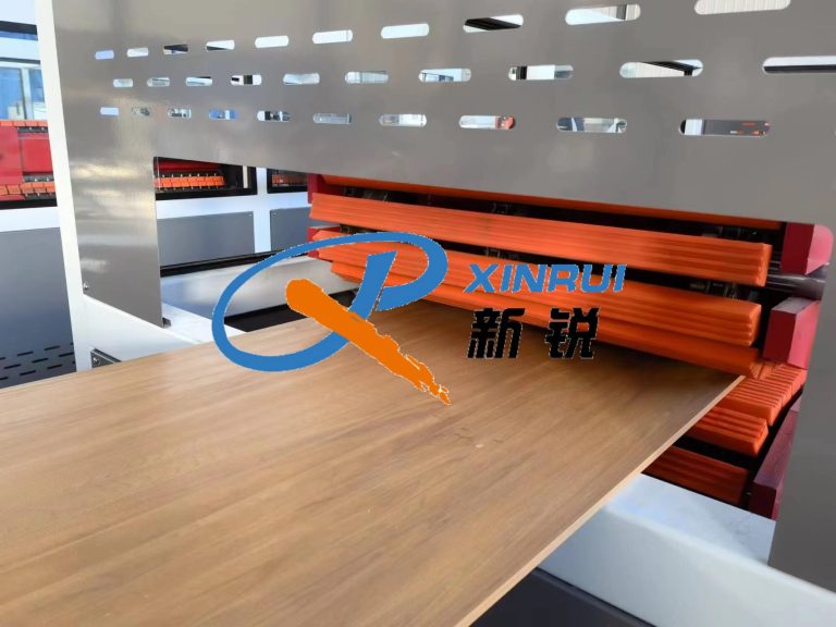 Китай Экструзионная линия производства двери из ДПК Производитель - Qingdao Xinrui Plastic Machinery Co.,Ltd. - станки листов из- Линия террасная доска ДПК