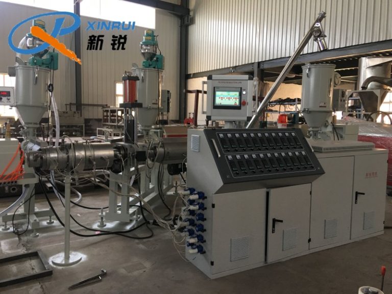 Китай Оборудование для производства труб ппр Производитель - Qingdao Xinrui Plastic Machinery Co.,Ltd. - станки листов из- Линия террасная доска ДПК