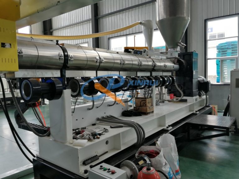 Китай Оборудование для изготовления плёнка ПЭТ Производитель - Qingdao Xinrui Plastic Machinery Co.,Ltd. - станки листов из- Линия террасная доска ДПК