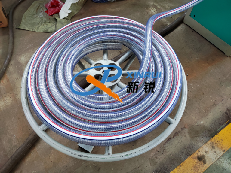 Китай Линия по производству армированных шлангов из ПВХ Производитель - Qingdao Xinrui Plastic Machinery Co.,Ltd. - станки листов из- Линия террасная доска ДПК