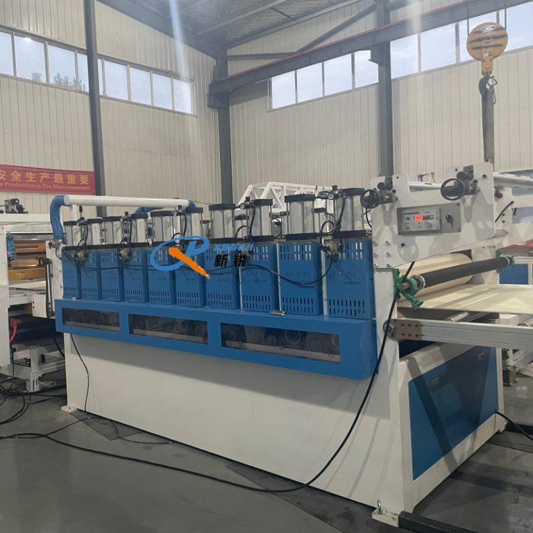 Китай Оборудование для производства листа жесткого из вспененного пвх  Производитель - Qingdao Xinrui Plastic Machinery Co.,Ltd. - станки листов из- Линия террасная доска ДПК