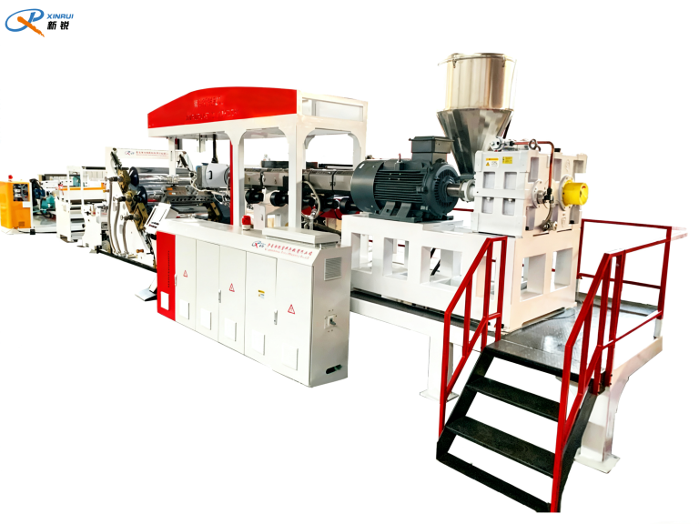 Китай Экструзионная линия производства листа из ПП ПС Производитель - Qingdao Xinrui Plastic Machinery Co.,Ltd. - станки листов из- Линия террасная доска ДПК