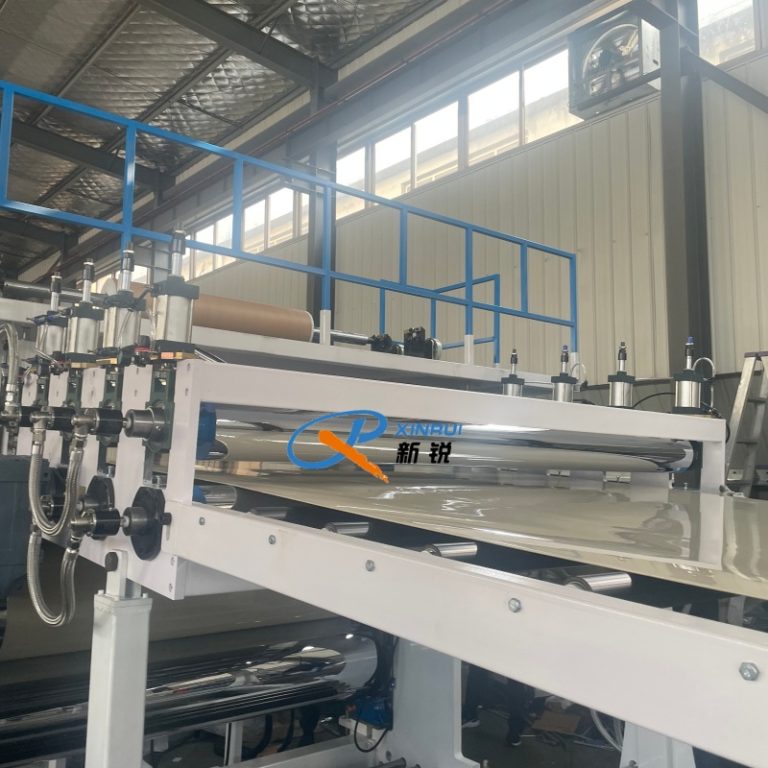 中国 ABS ラミネート家具ボード押出ライン メーカー - 青島 Xinrui プラスチック機械有限公司- WPCデッキボードシートの機械