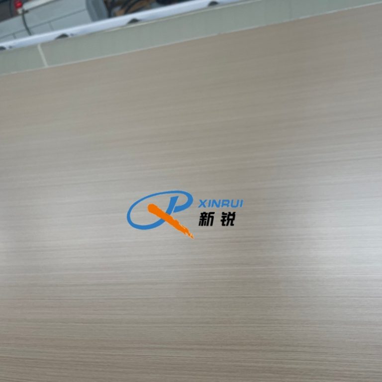 中国 ABS ラミネート家具ボード押出ライン メーカー - 青島 Xinrui プラスチック機械有限公司- WPCデッキボードシートの機械
