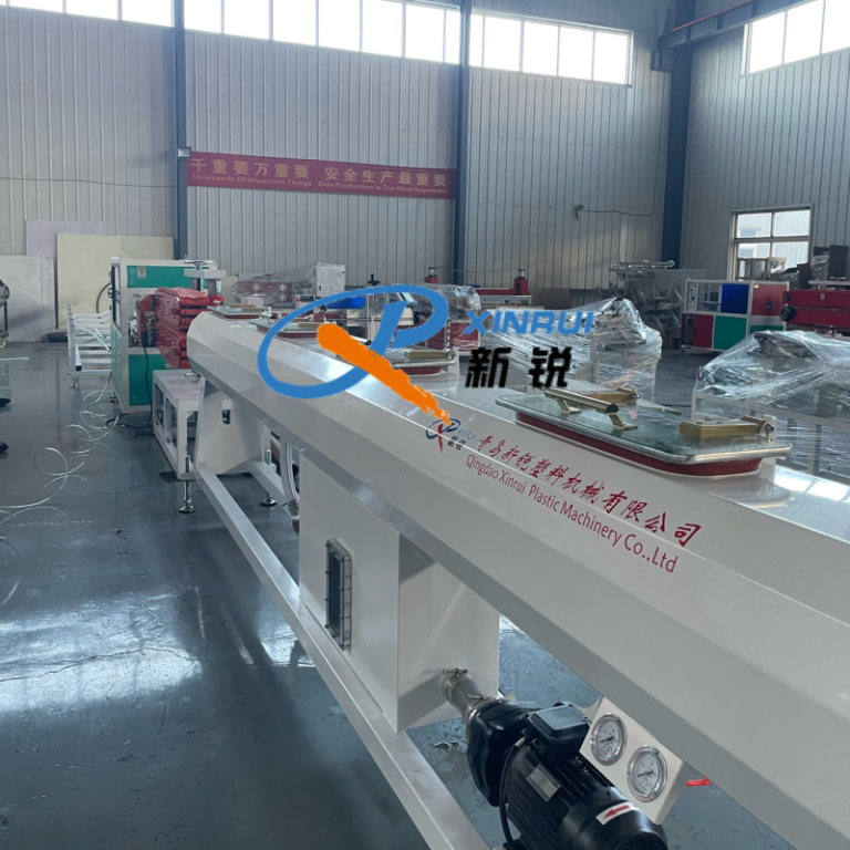 Китай Экструзионные линии для производства труб ппр Производитель - Qingdao Xinrui Plastic Machinery Co.,Ltd. - станки листов из- Линия террасная доска ДПК
