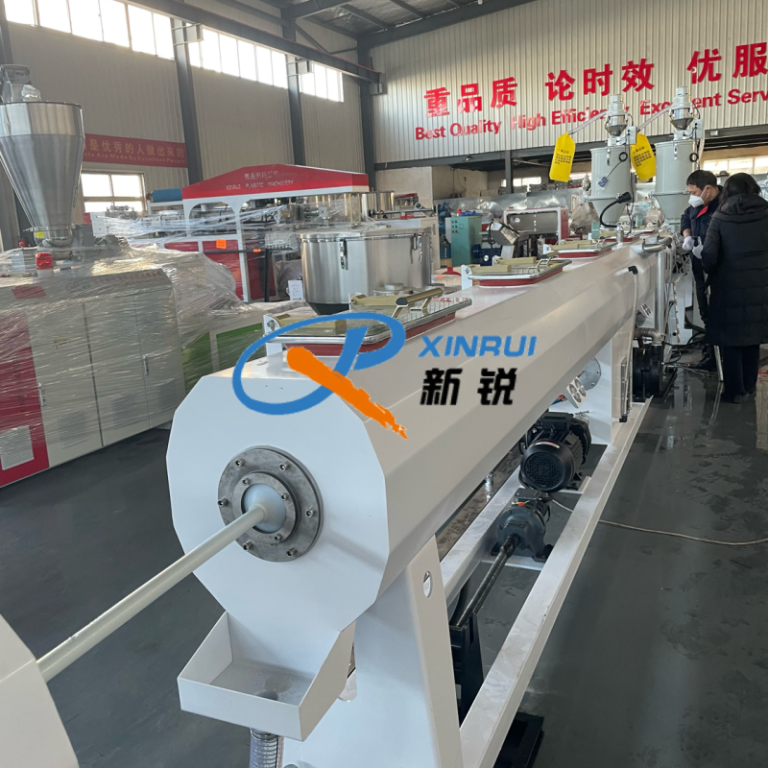 Китай Экструзионные линии для производства труб ппр Производитель - Qingdao Xinrui Plastic Machinery Co.,Ltd. - станки листов из- Линия террасная доска ДПК