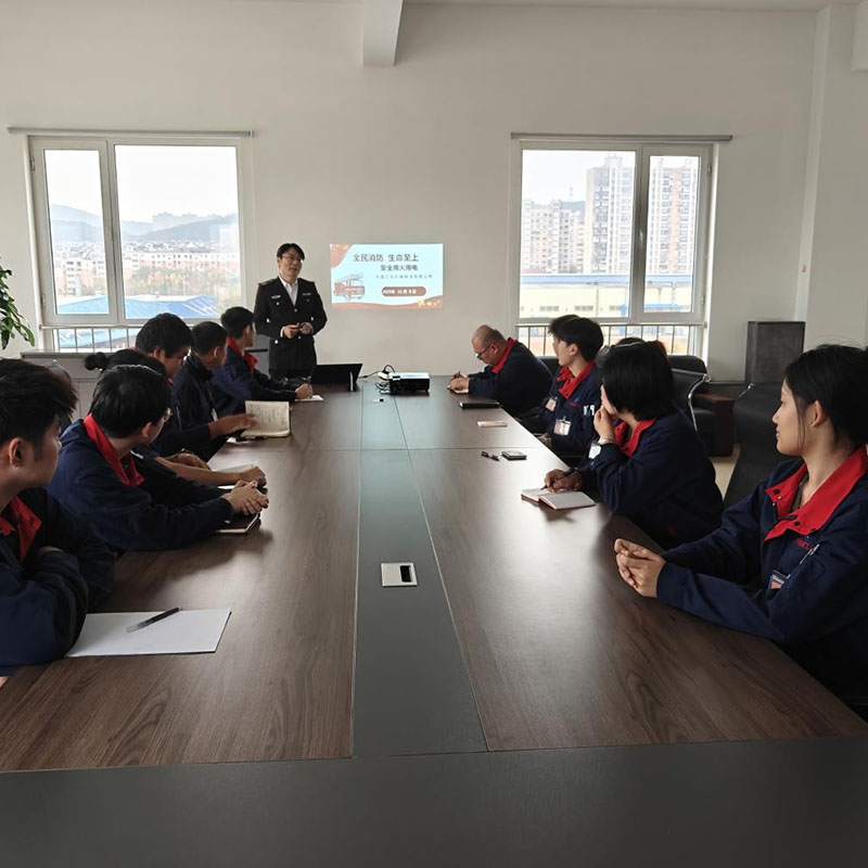 Пожарная безопасность прежде всего для всех: хроника специальной кампании по пожарной безопасности в Даляньском технологическом парке чипов