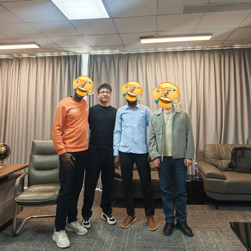 Зарубежные партнеры посетили нашу компанию для обсуждения совместных проектов и проведения технической инспекции