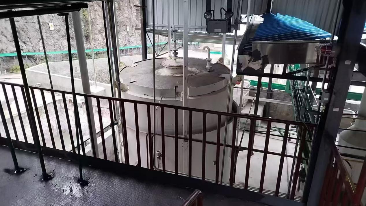 Ацетиленовый газгольдер 5