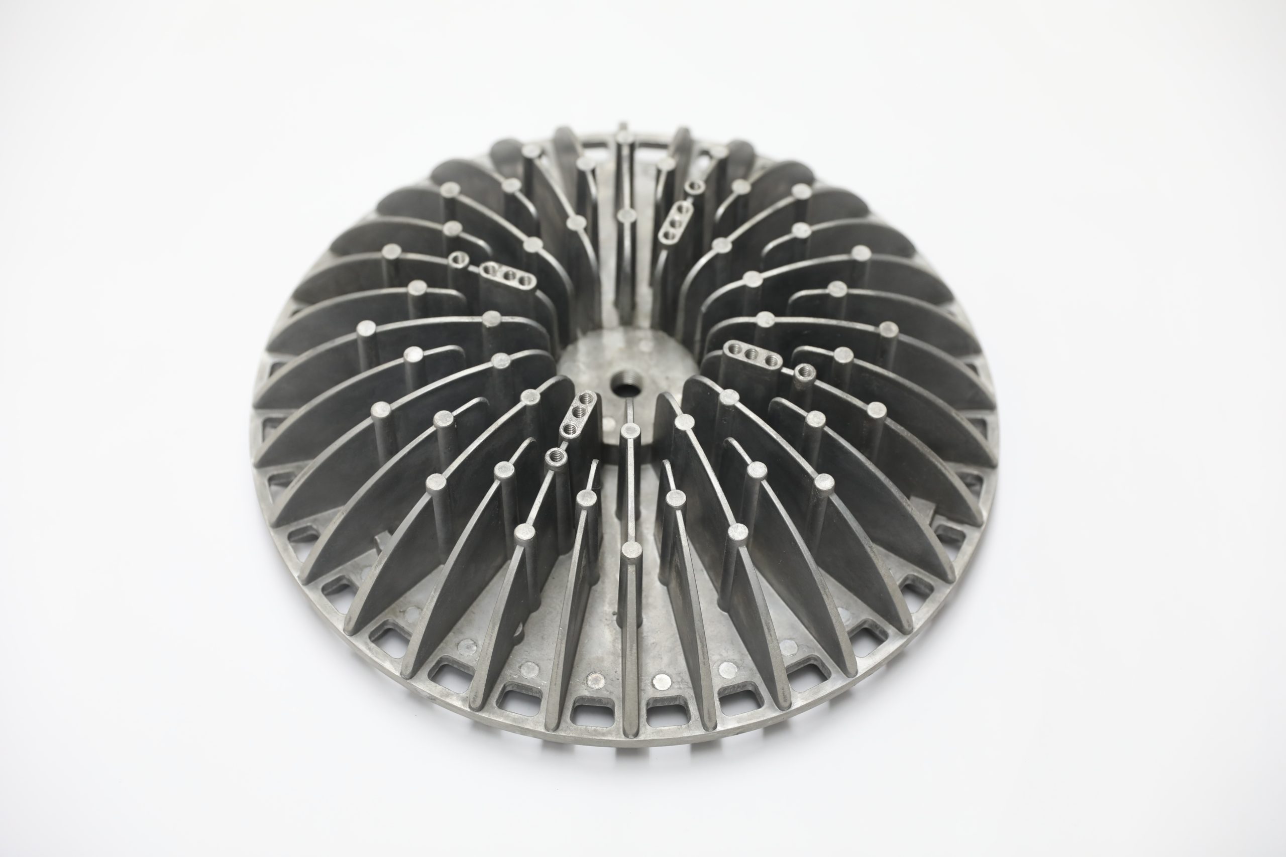 Алюминиевый радиатор светильника