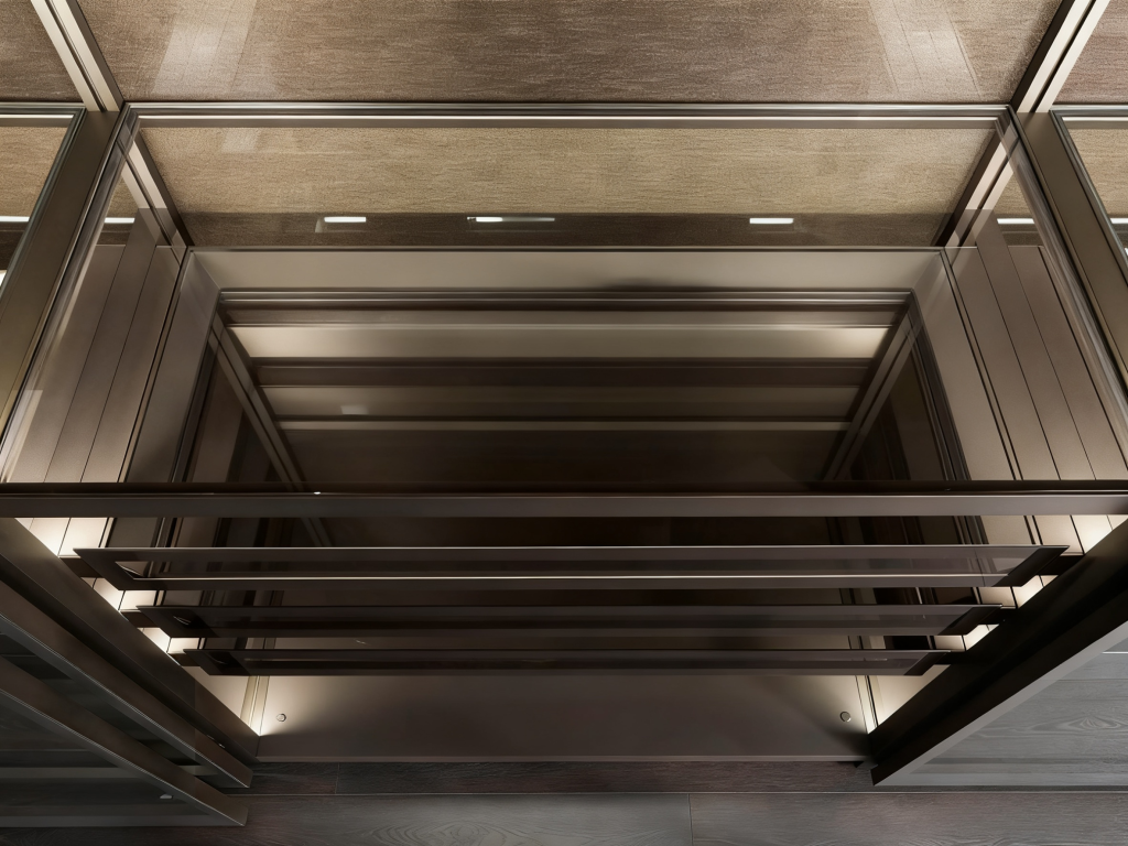 移除玻璃柜物品