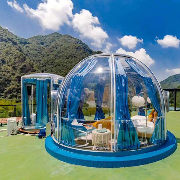 Роскошная спальня и ресторан в Bubble House с изоляцией