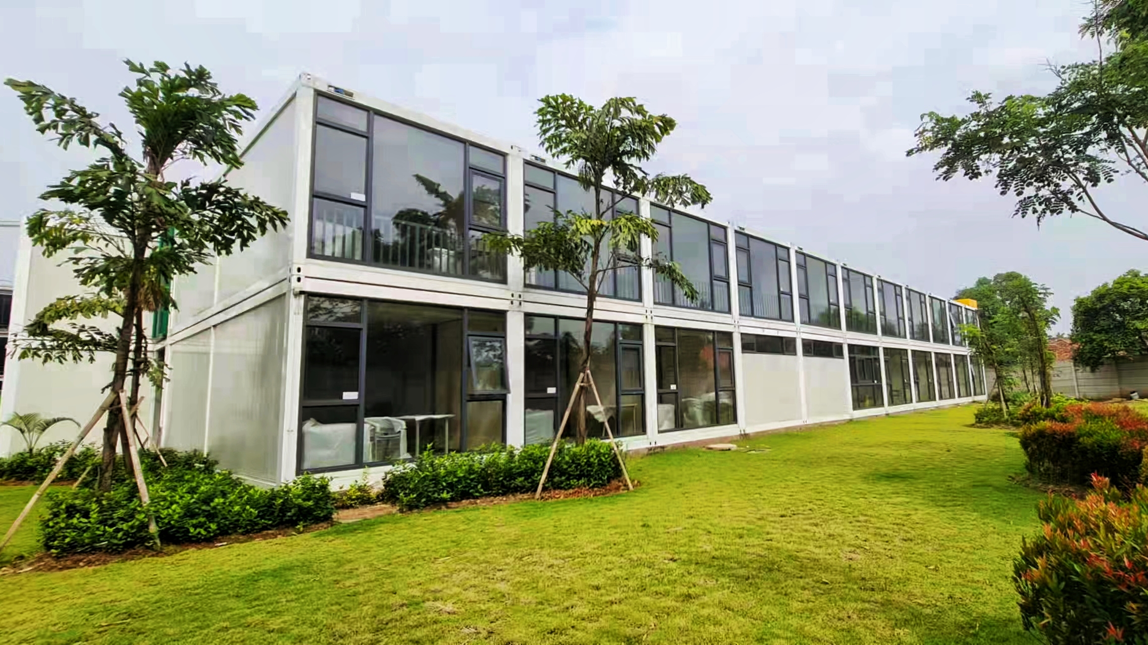 дом из контейнера отель из контейнерных домов