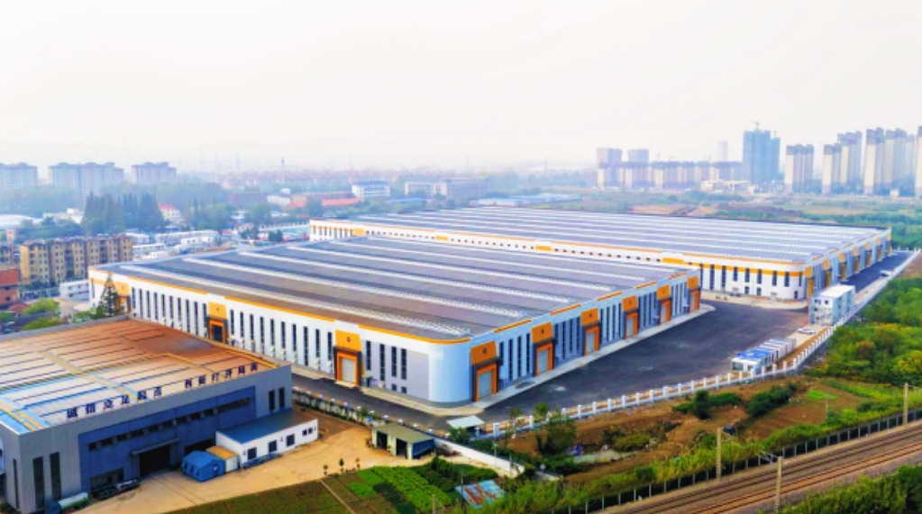 Готовы начать проект? Получите коммерческое предложение за 24 часа!
Неважно, нужен ли вам контейнерный дом на продажу в вашем портфолио или дом для жизни — свяжитесь с CGCH сегодня.
Сделайте первый шаг к своему современному, надежному и экономичному жилью или бизнес-объекту.