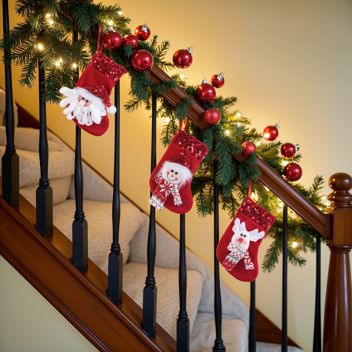 Рождественская красная серия 8″ Старый снеговик Олень Рождественские носки Подвеска Украшение