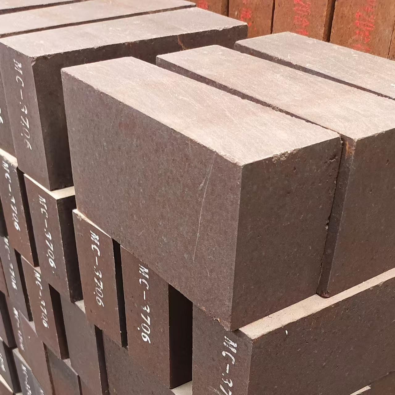 Как выбрать огнеупорные кирпичи для керамической промышленности