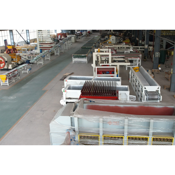 Отгрузка оборудования для линии по производству глиняного кирпича из цеха BBT