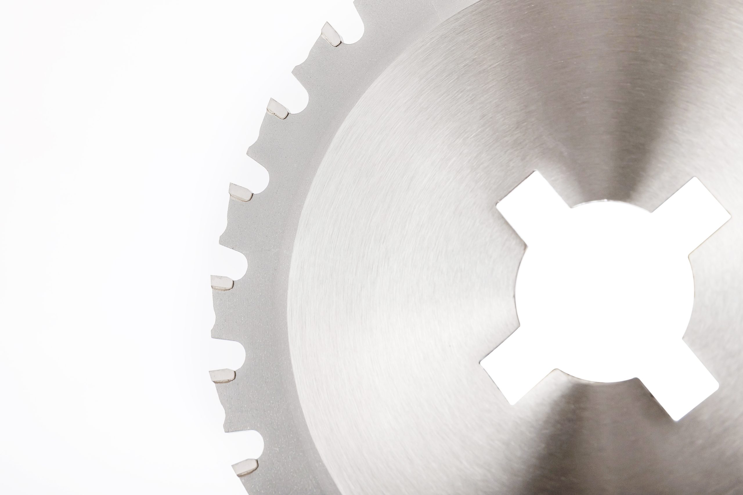 122 мм пильный диск с твердосплавными напайками для металла