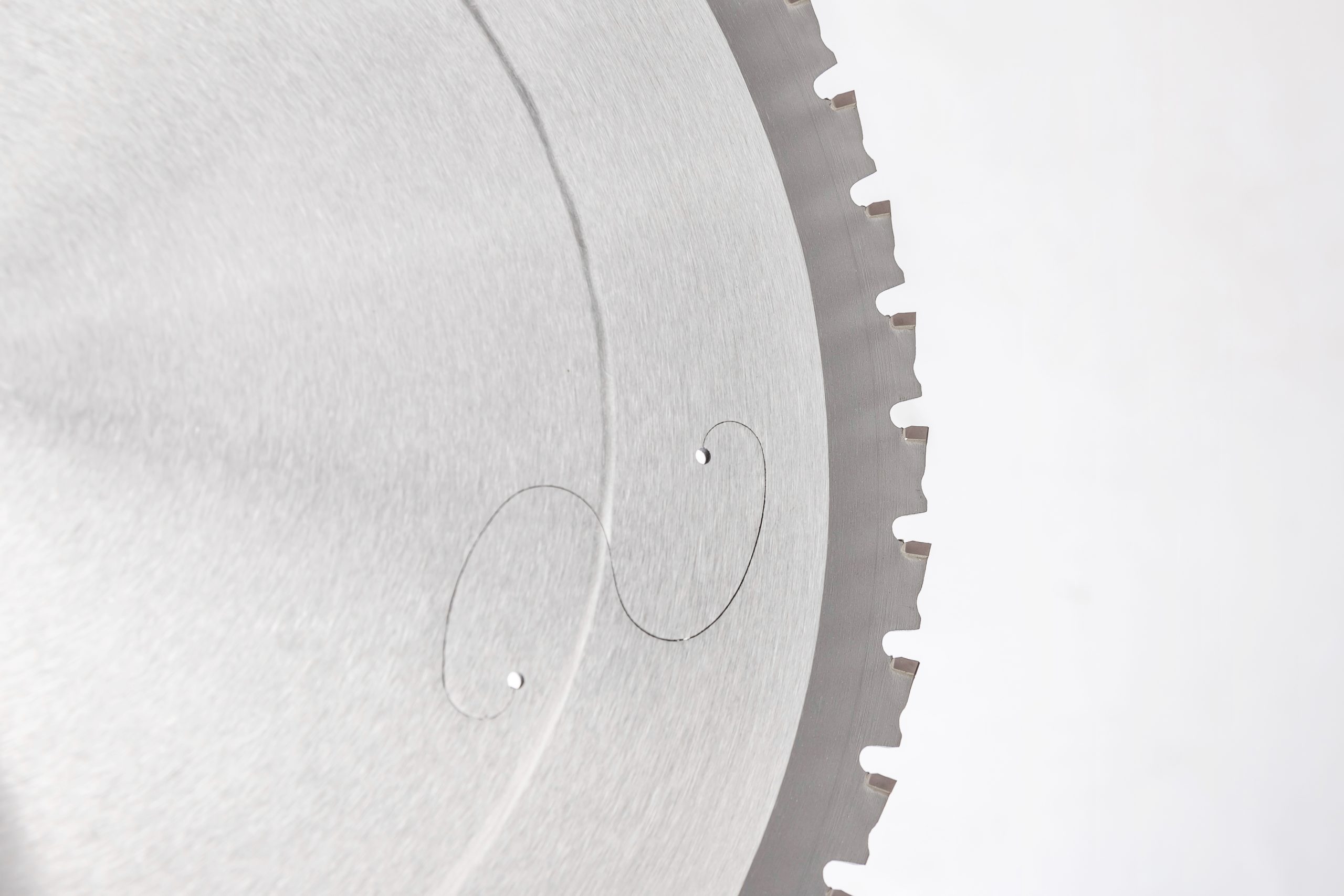 Пильный диск с керметаллическим наконечником 10 дюймов 52 зуба для резки стали