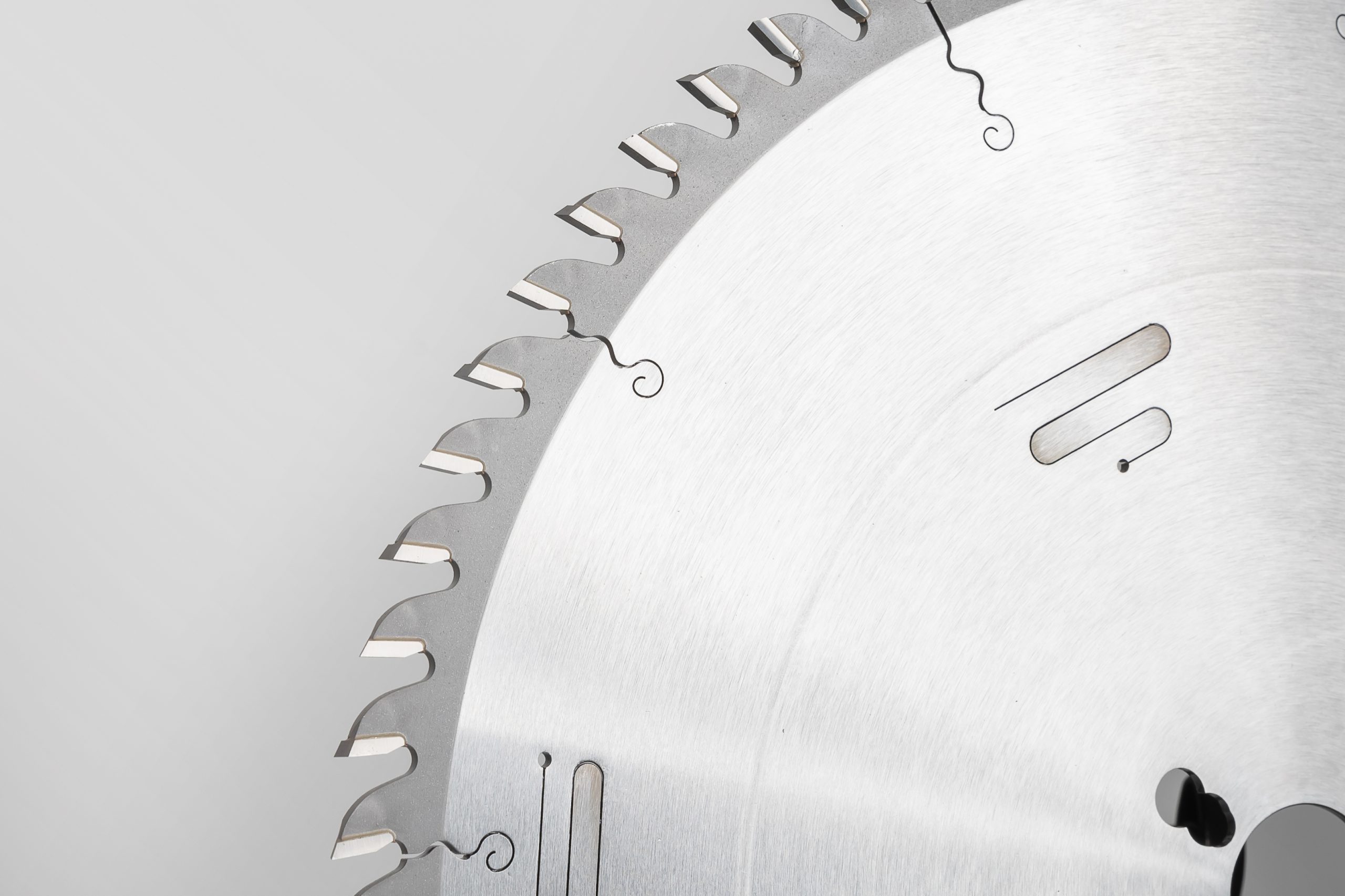 Пильный диск по натуральному дереву 350 мм 72 зуба