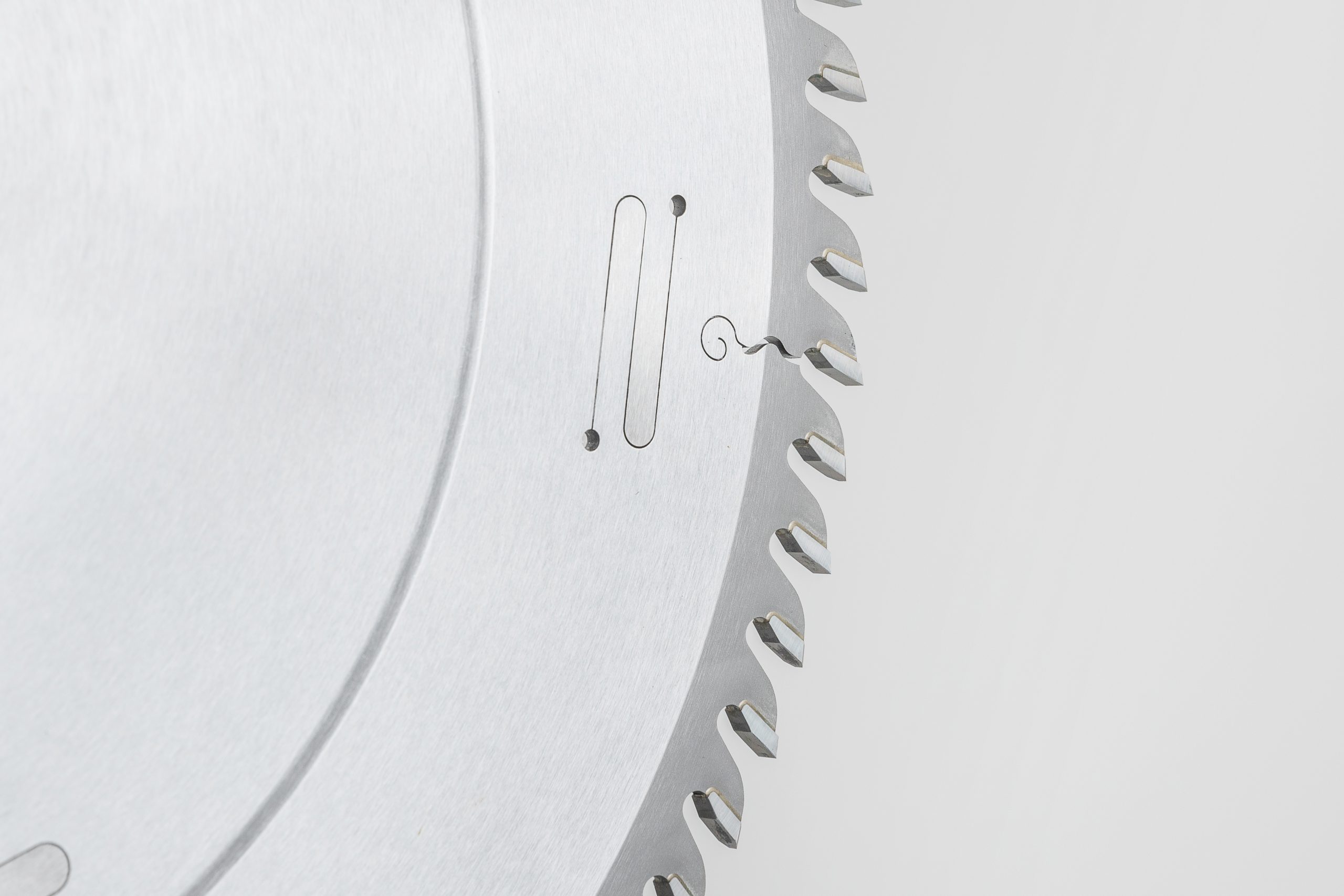 Пильный диск для разметки панелей с твердосплавными наконечниками 400 мм 84T