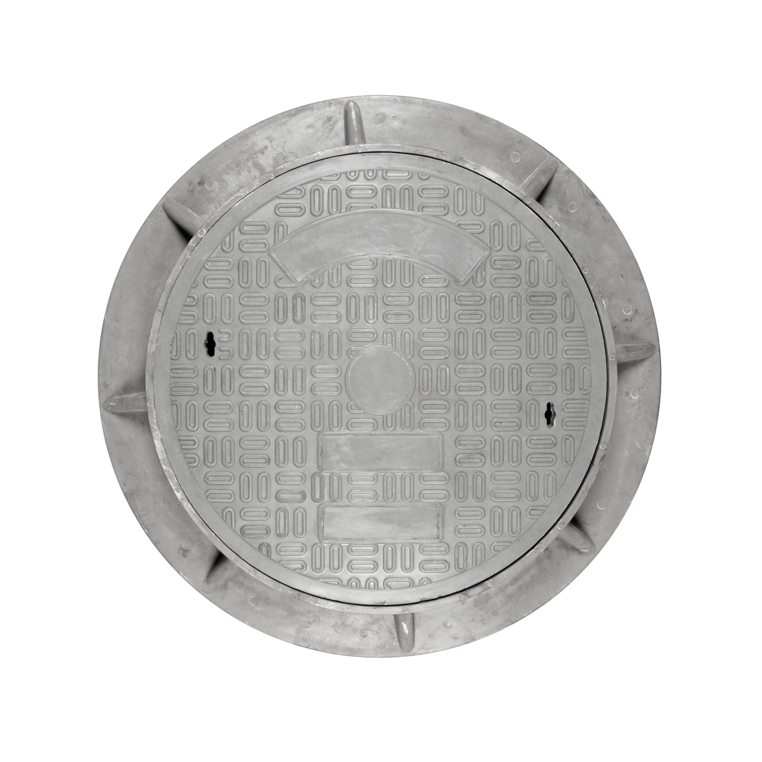 Каковы преимущества композитных крышек люков?