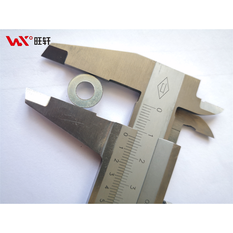 Оцинкованный кровельный болт-крюк M6-M36 на заказ - Handan Wangxuan Fastener Manufacturing Co., LTD