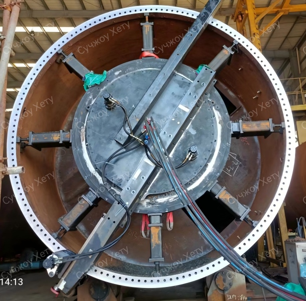 Станок для фрезерования фланцев от внутреннего закрепления