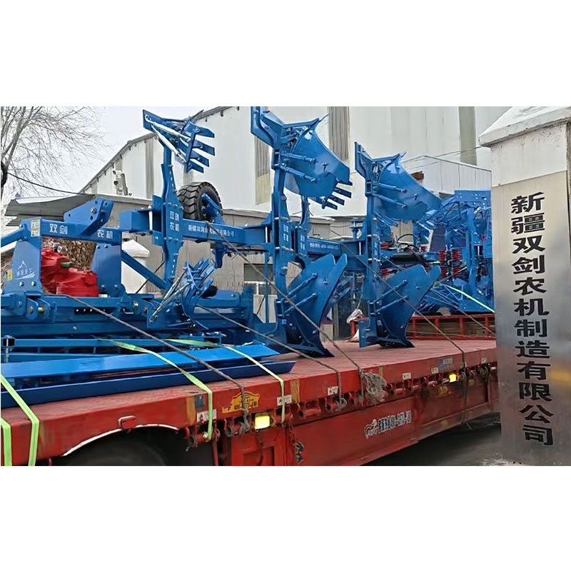 Компания Xinjiang Shuangjian Agricultural Machinery Manufacturing Co., Ltd. приветствует тепло в холодную погоду