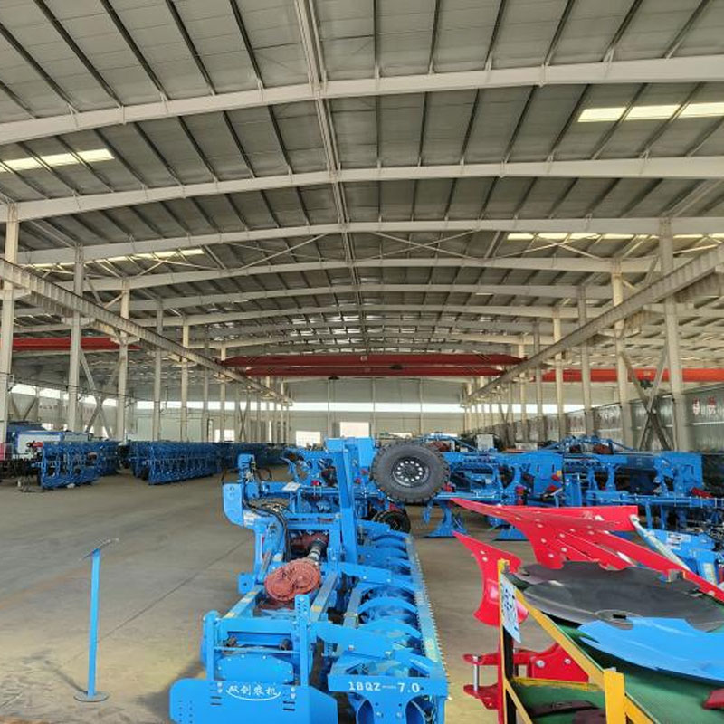 Филиал Xinjiang Shuangjian в Таншане — компания “Jiaozi Agricultural Machinery” — запустил производство