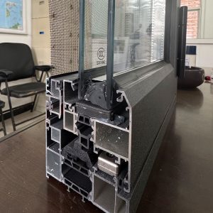 Пластиковое стальное раздвижное окно