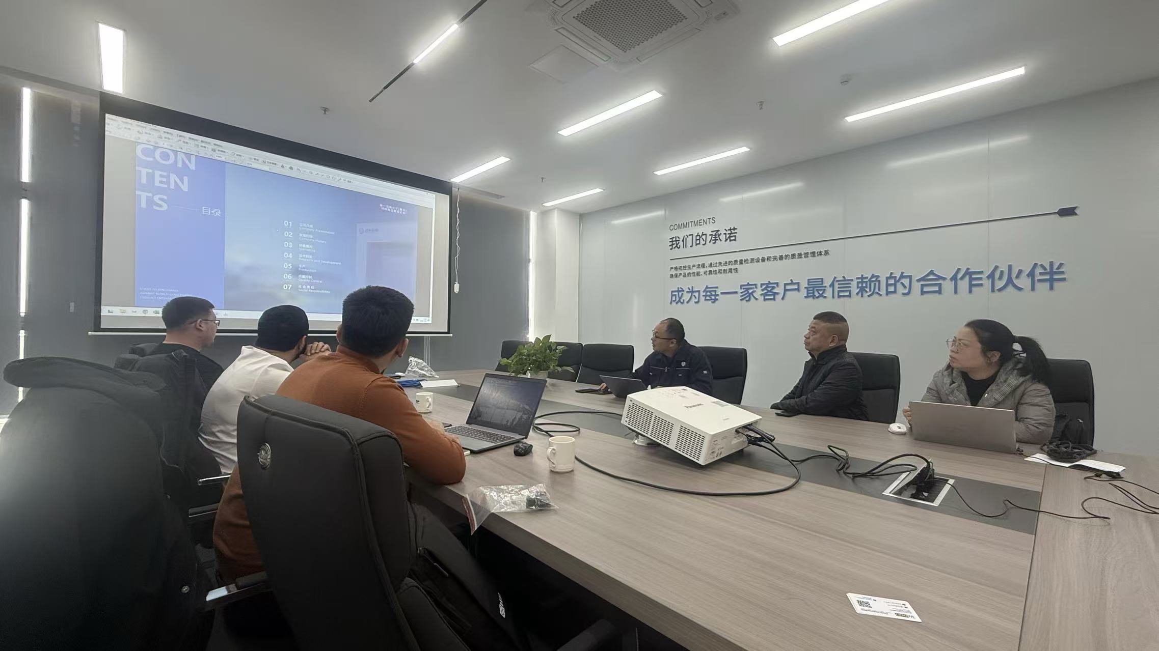 3369647da47594dc61ed167940f323cc