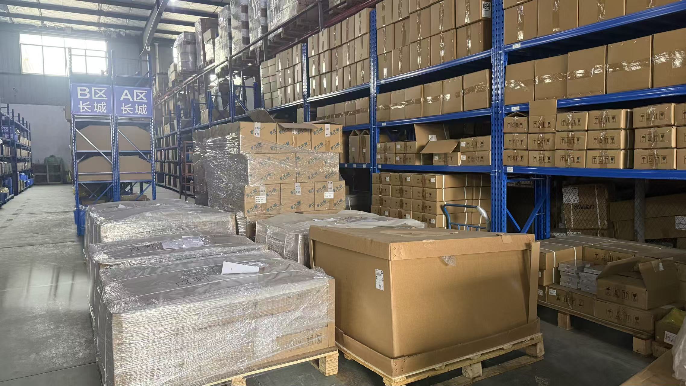 Большие интеллектуальные склады, распределительные прокладки для цепочки поставок, охватывающие основные моделиКачество завода, соответствующая комплексному автомобилю-” шинхва “, которая обеспечит вас защитной линией для ремонта